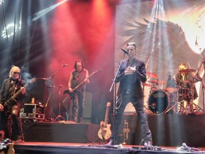 Festival performance by Lacrimosa on 3 May in 
São Paulo --
Photo by Eduardo Ganança
