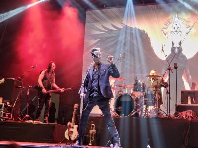 Festival performance by Lacrimosa on 3 May in 
São Paulo --
Photo by Eduardo Ganança
