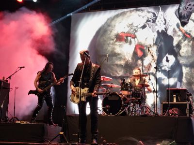 Festival performance by Lacrimosa on 3 May in 
São Paulo --
Photo by Eduardo Ganança
