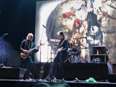 Festival performance by Lacrimosa on 3 May in 
São Paulo --
Photo by Eduardo Ganança
