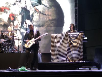 Festival performance by Lacrimosa on 3 May in 
São Paulo --
Photo by Eduardo Ganança
